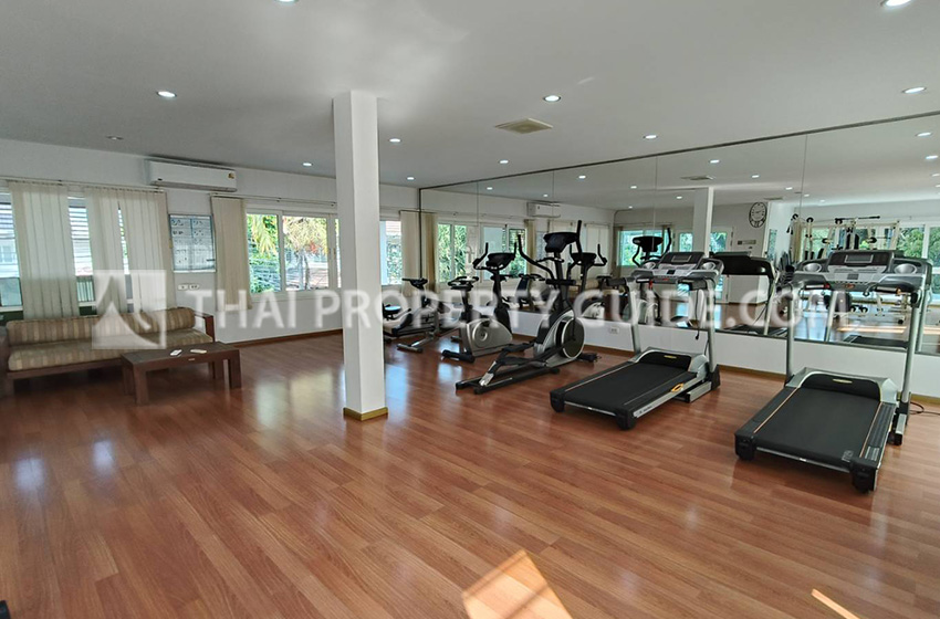 House with Shared Pool in Nichada Thani 